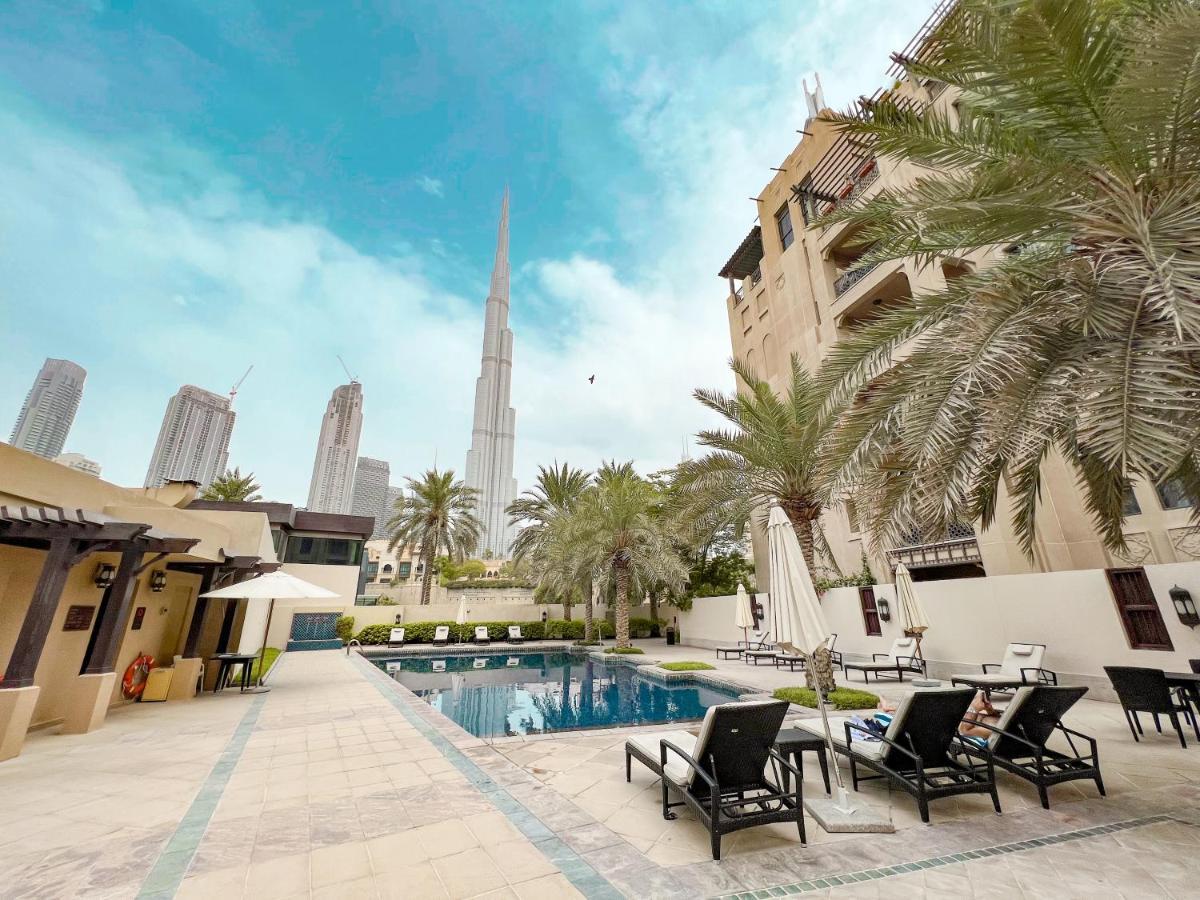 Апартаменты Trophy 2Br Aladdin Estate W Burj Khalifa View Дубай Экстерьер фото